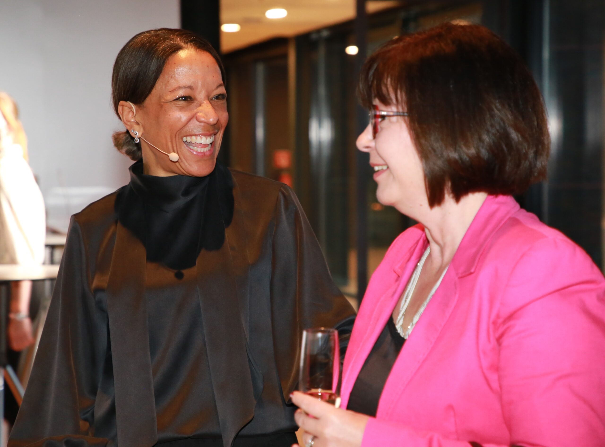 CURIA-Preis Bildergalerie -- Janina Kugel und Tuesday Porter, Galaabend 2022
